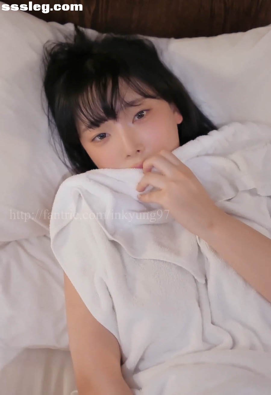 V.jpg