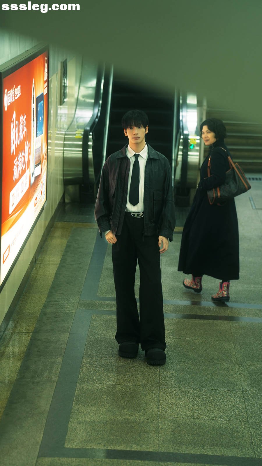 01.jpg