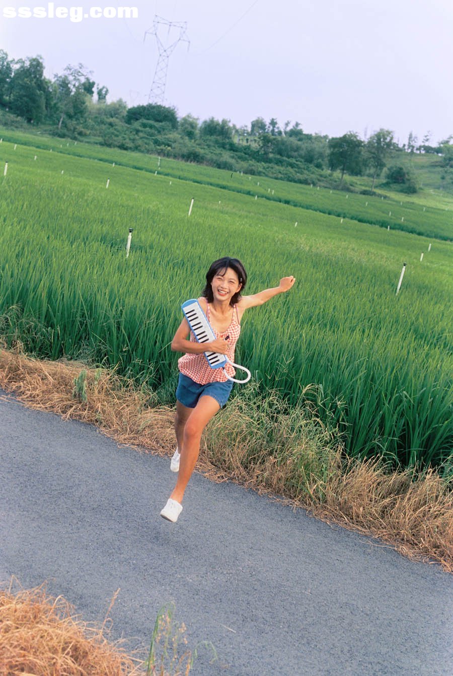 01.jpg