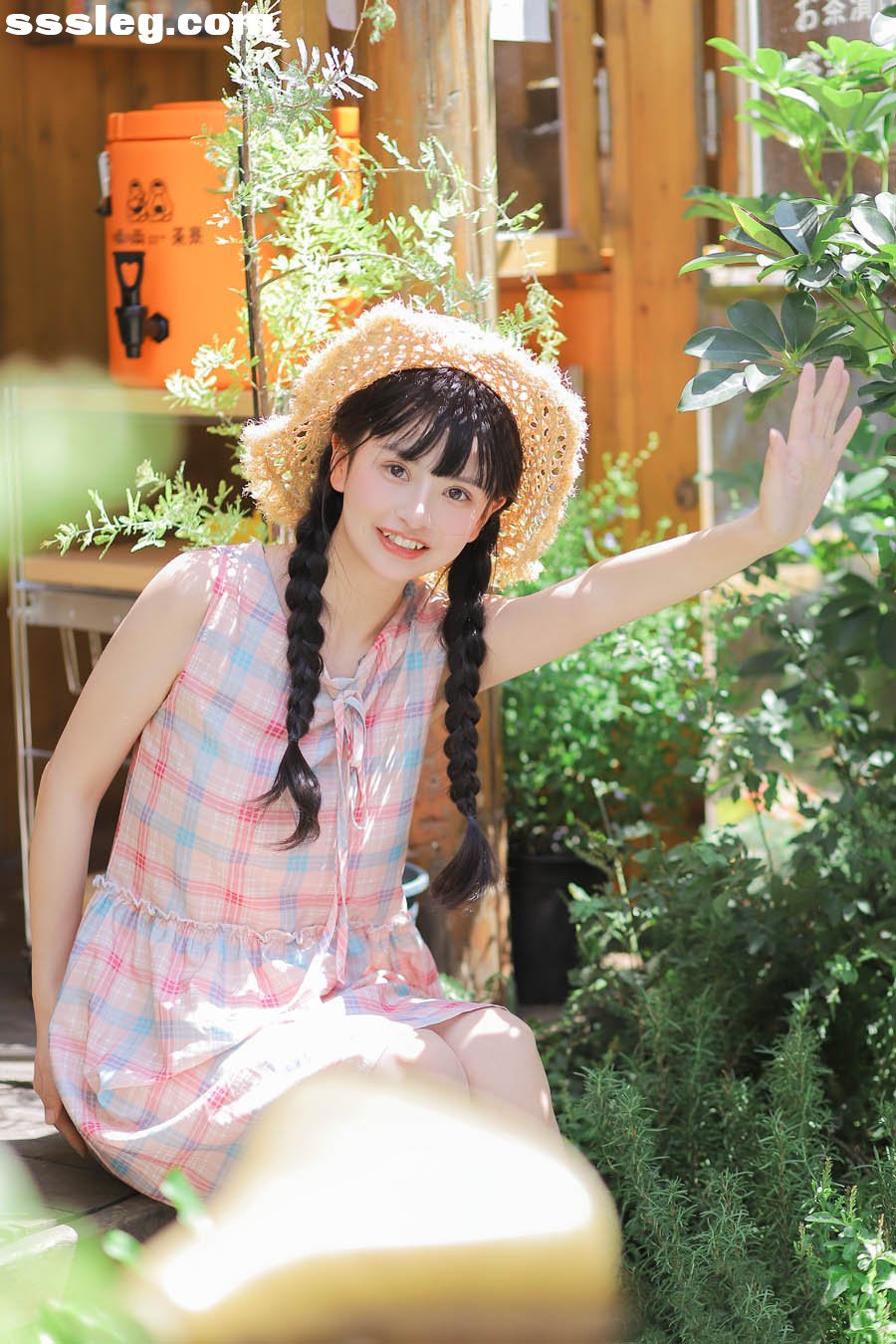 01.jpg