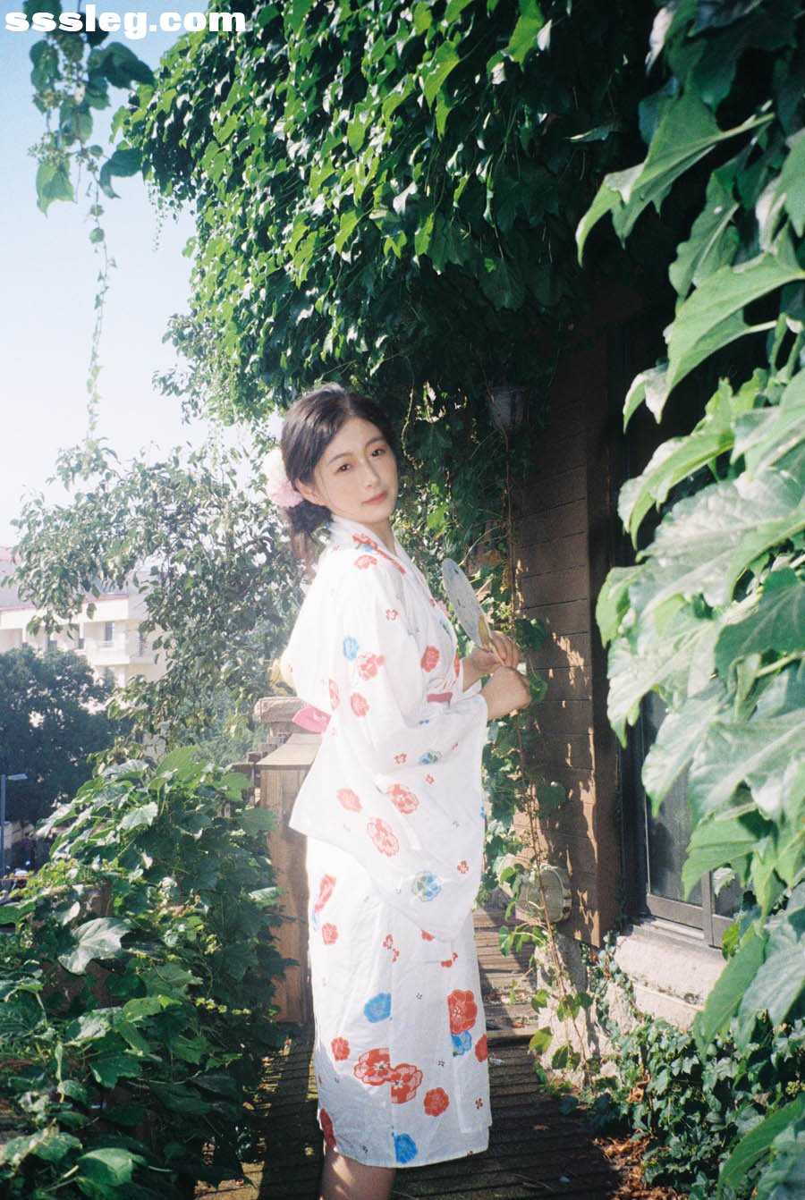 01.jpg