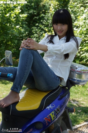 自由摄影 No.103 我要透心凉[57P109M]