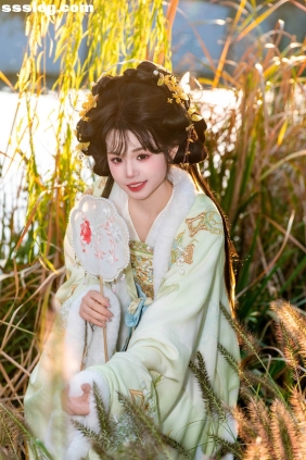 [YITUYU艺图语]2025.11.25 落日余晖 何春秋[28P390M]
