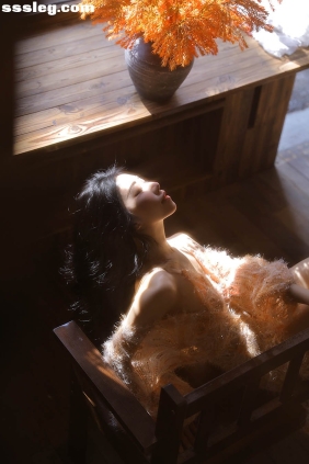 [YITUYU艺图语]2026.01.05 橘络 野生模特园子[15P65M]