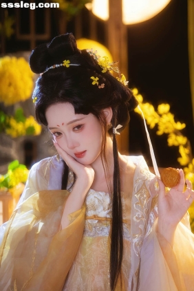 [YITUYU艺图语]2025.09.17 中秋兔兔 雪莹xy[13P46M]
