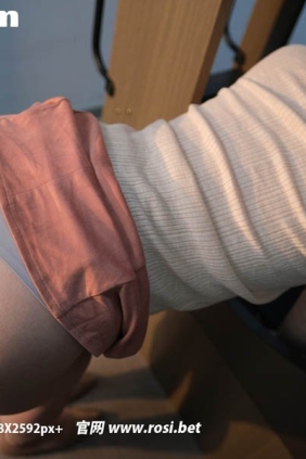 [ROSI写真]2025.10.23 NO.5071 [84P239M]