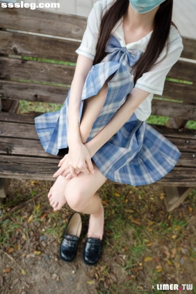 [Limerence] No.109 JK少女公园裸足[116P+2V1.02G]