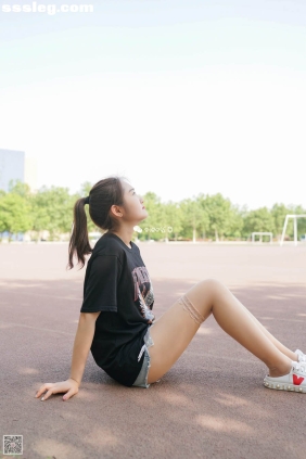 [SIEE丝意] No.299 晶晶 操场的故事[54P137M]