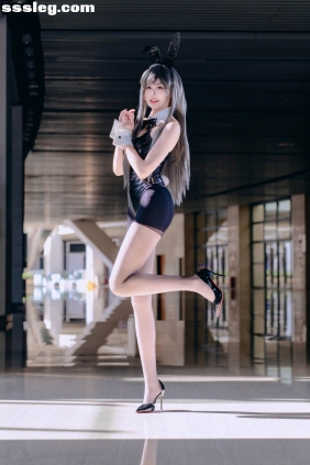 [YITUYU艺图语]2026.01.03 cos兔女郎学姐 喵喵[32P450M]