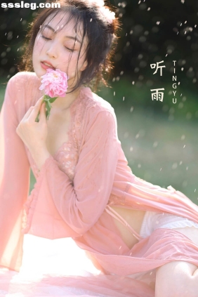 [YITUYU艺图语]2022.07.30 听雨 常欣悦cxy[26P152M]