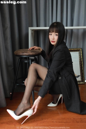 [IESS异思趣向] 丝享家2016 小金 黑丝平刘海[103P90M]