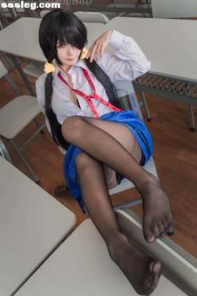 白金Saki 制服黑丝[28P217M]