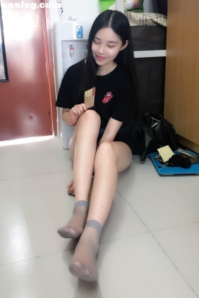 学妹校园寝室短丝系列036期 若淳[40P32M]