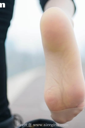 [SIEE丝意] No.407 童童 守一份回忆[71P160M]