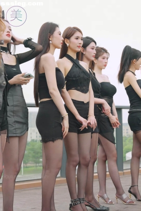 THEBEAUTY 2024深圳粤港澳大湾区车展车模随拍 95 [1V489M]
