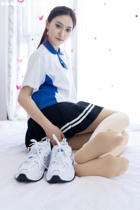 物恋传媒 No.2731 苹果 厚肉丝[165P+1V4.18G]