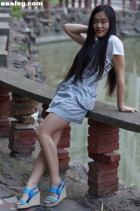 自由摄影 No.112 高挑MM傍晚梦幻细腿美足[63P95M]