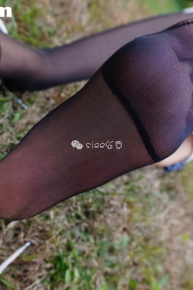 [SIEE丝意] No.001 曦曦 草坪黑丝[76P158M]