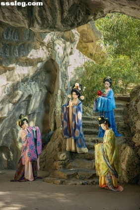 [YITUYU艺图语]2025.12.20 晚唐供养人群像 阿埋[12P255M]