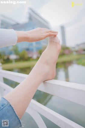 [SIEE丝意] No.446 维维 春光望秋[48P130M]