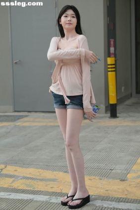 街拍作品 清秀长腿小妹[234P5.71G]